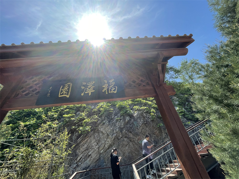 灵山宝塔陵园墓区 灵山宝塔陵园墓区